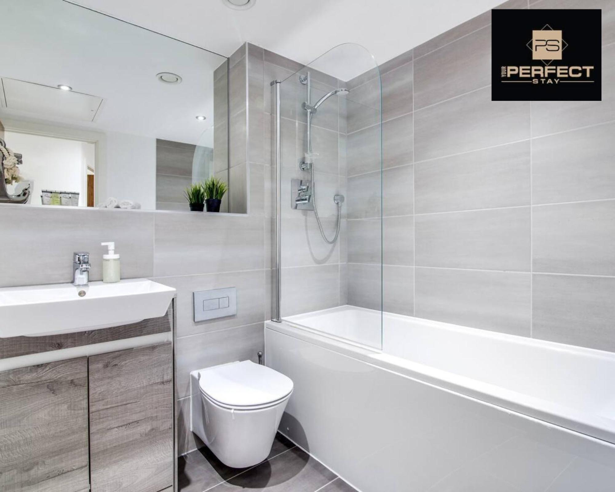 Luxe Modern Apartment By Your Perfect Stay Short Lets ברמינגהאם מראה חיצוני תמונה